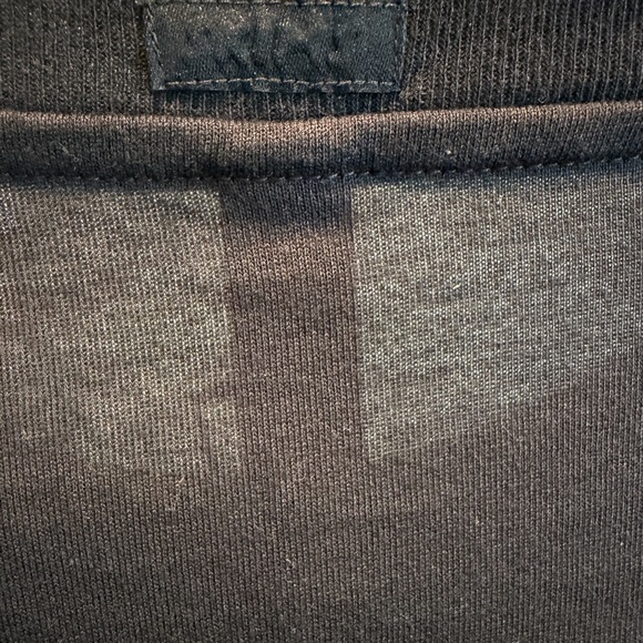 SKIMS Classic Black Long Sleeve Tee - Picture 3 of 4